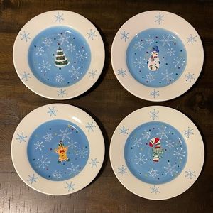 Set of 4 vintage Christmas plates
